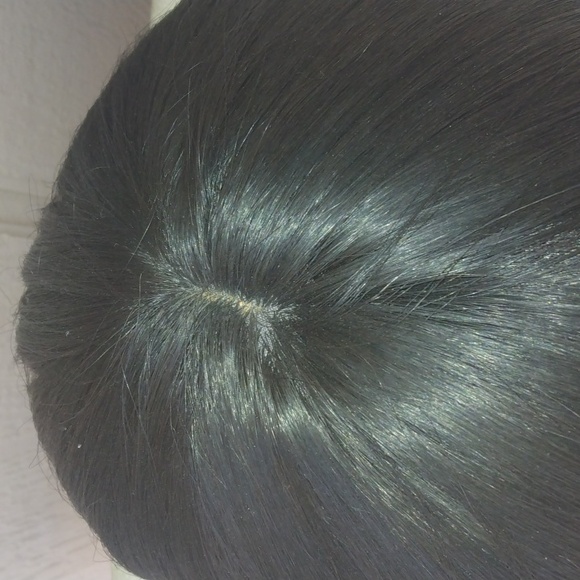 Beautiful Layered Bang Wig. About 16-18 inches long. 1B (black/brown) color. - Picture 3 of 14